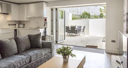 Milford Street - 5 Bed Holiday Home - Saundersfoot
