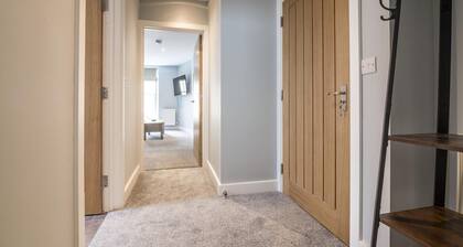 Tipyn O Haul - 1 Bedroom Apartment - Tenby