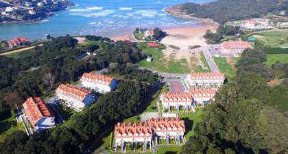 Apartamento con vistas a la playa y tenis - la Are