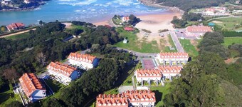 Apartamento con vistas a la playa y tenis - la Are