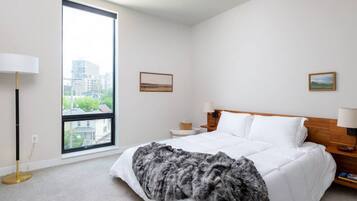 1 多间卧室、熨斗/熨衣板、免费 WiFi、床单