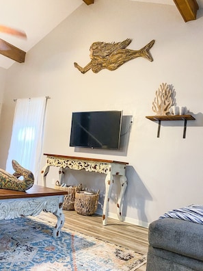 Nhà cơ bản, phòng tắm riêng, quang cảnh sông (Miller Time in Matty) | Nội thất