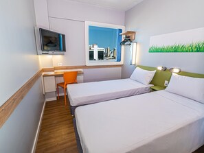 Standard Room, 2 Single Beds | Desk, laptop workspace, blackout curtains, free cots/infant beds - ibis Budget Fortaleza Praia De Iracema (Fortaleza)