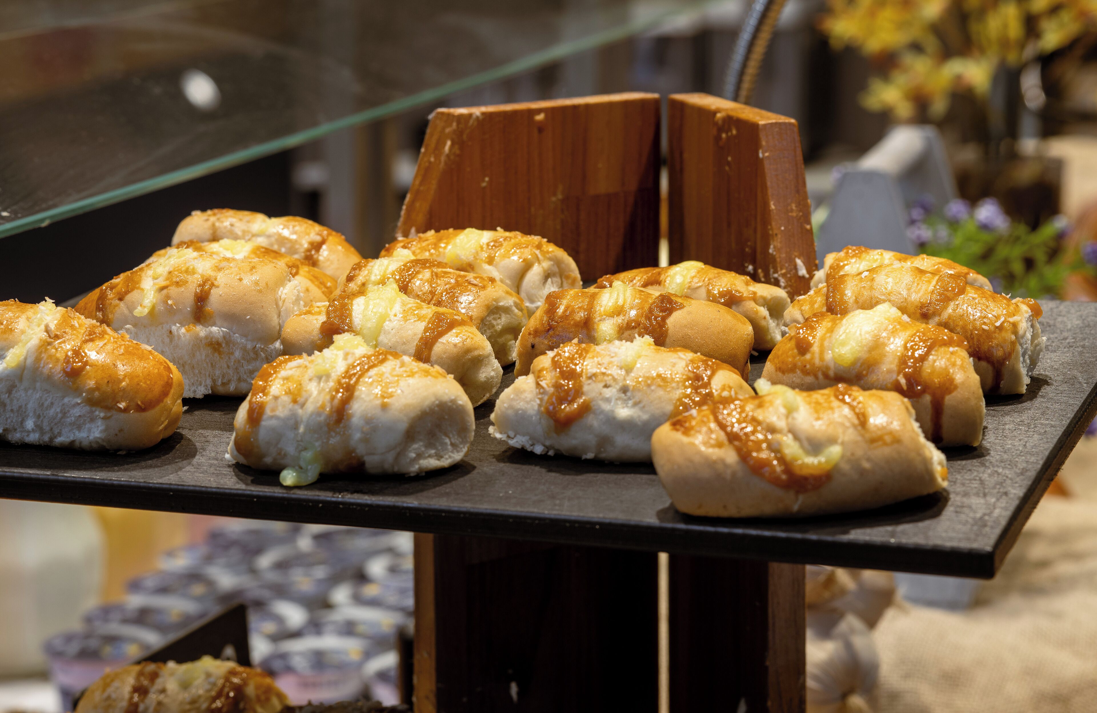 buffet breakfast on weekdays (brl 38 per person)