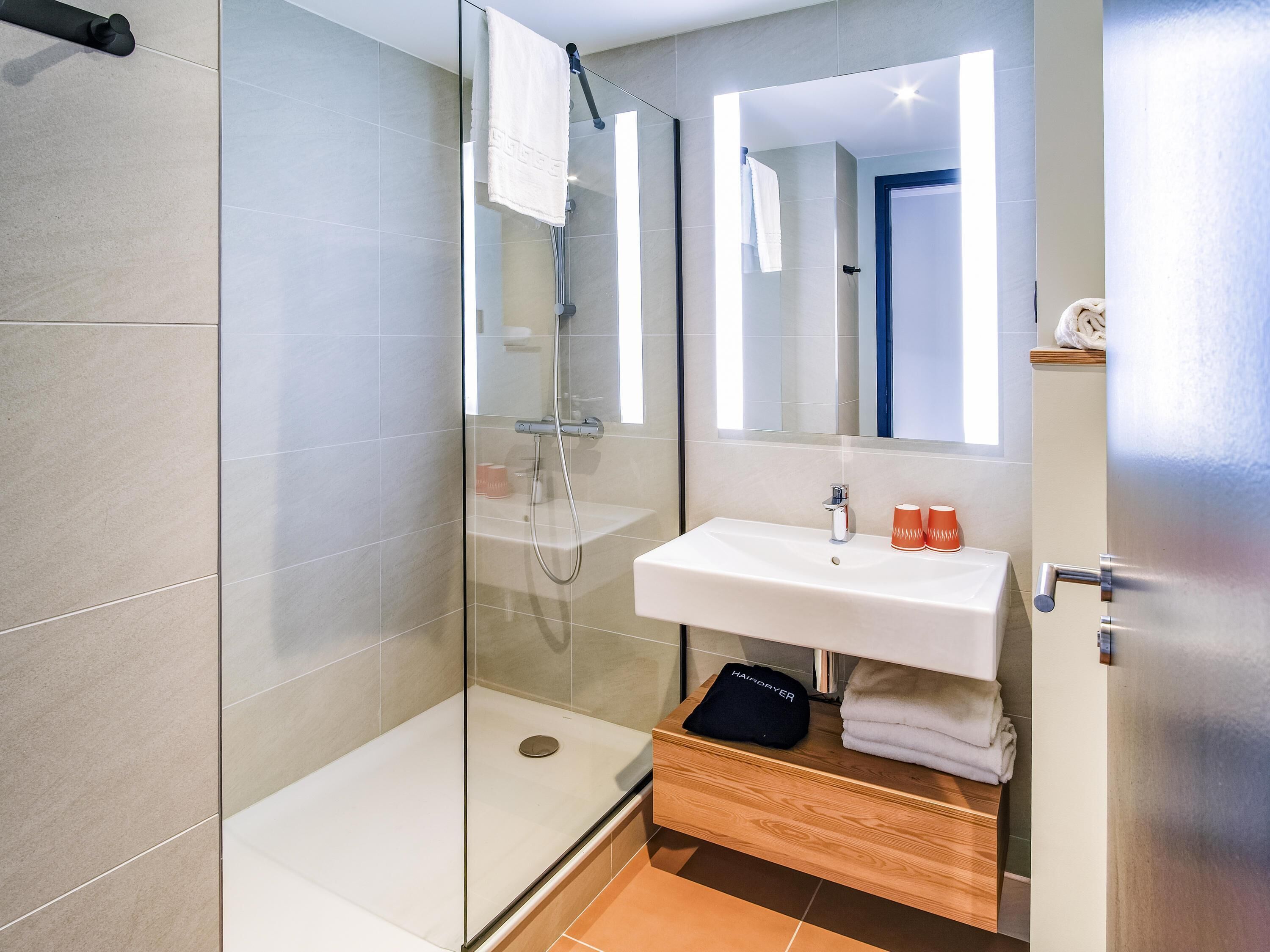 blackout curtains, soundproofing, free wifi, bed sheets