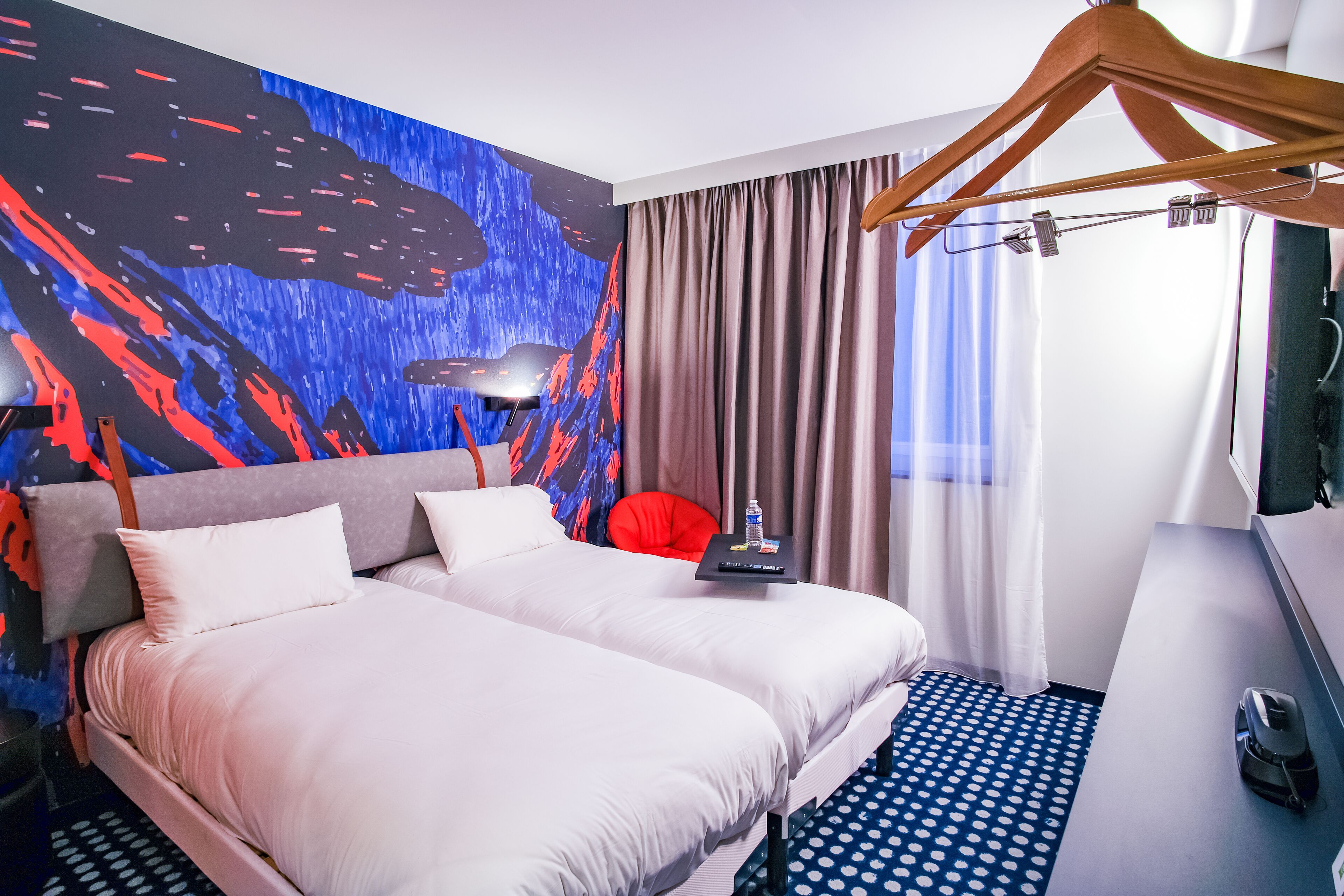 standard room, 2 single beds | blackout curtains, soundproofing, free wifi, bed sheets