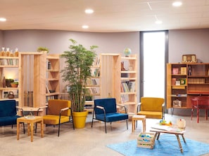 Exterior - Greet Hotel Rennes Pace (Pace)