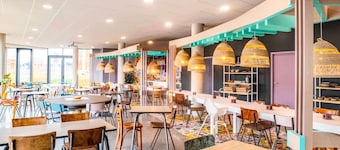 Greet Hotel Rennes Pace