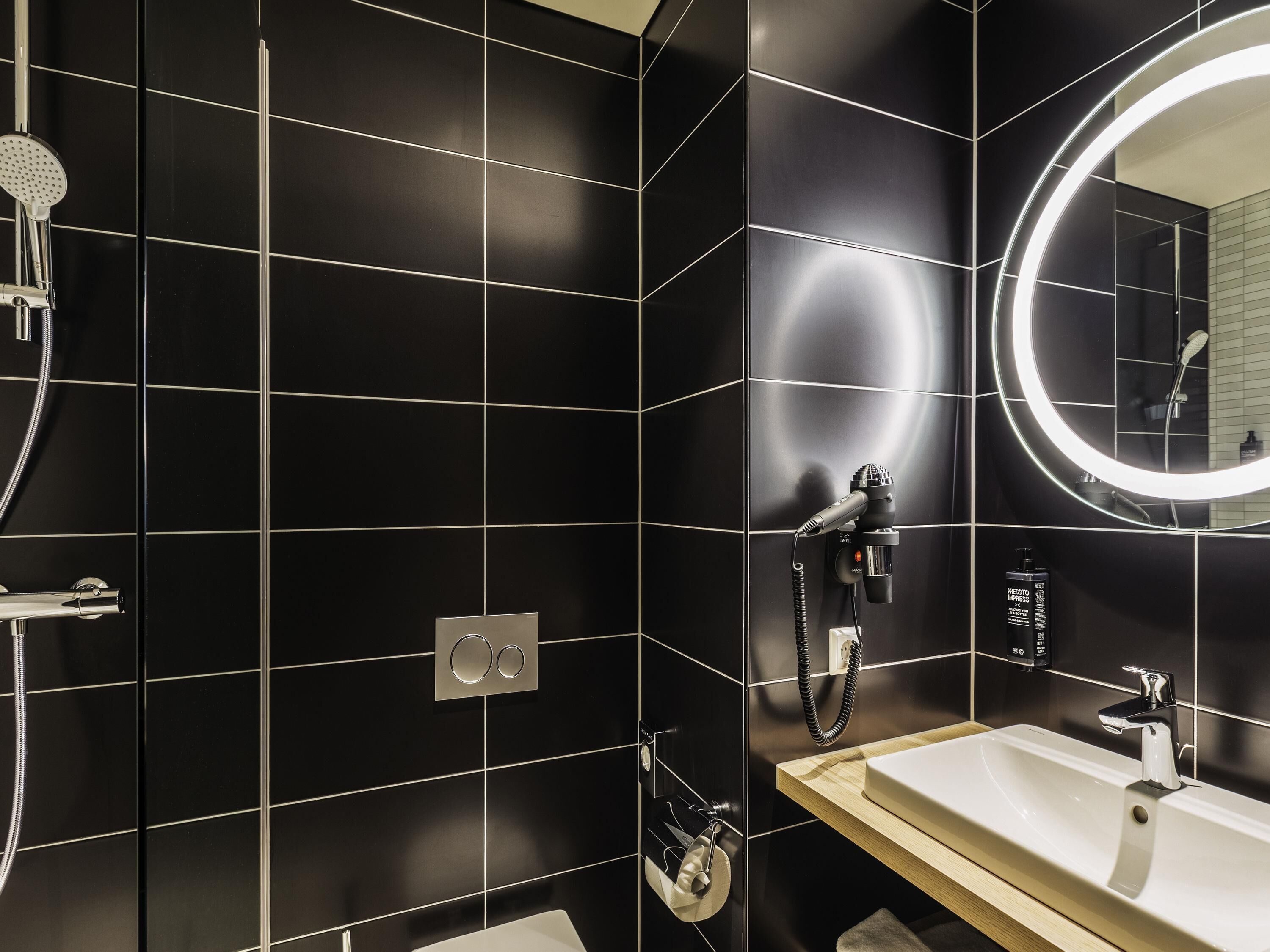 in-room safe, desk, soundproofing, free wifi