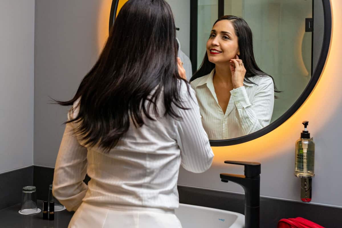 Standard Room, 1 Double Bed | Premium bedding, down comforters, minibar, in-room safe