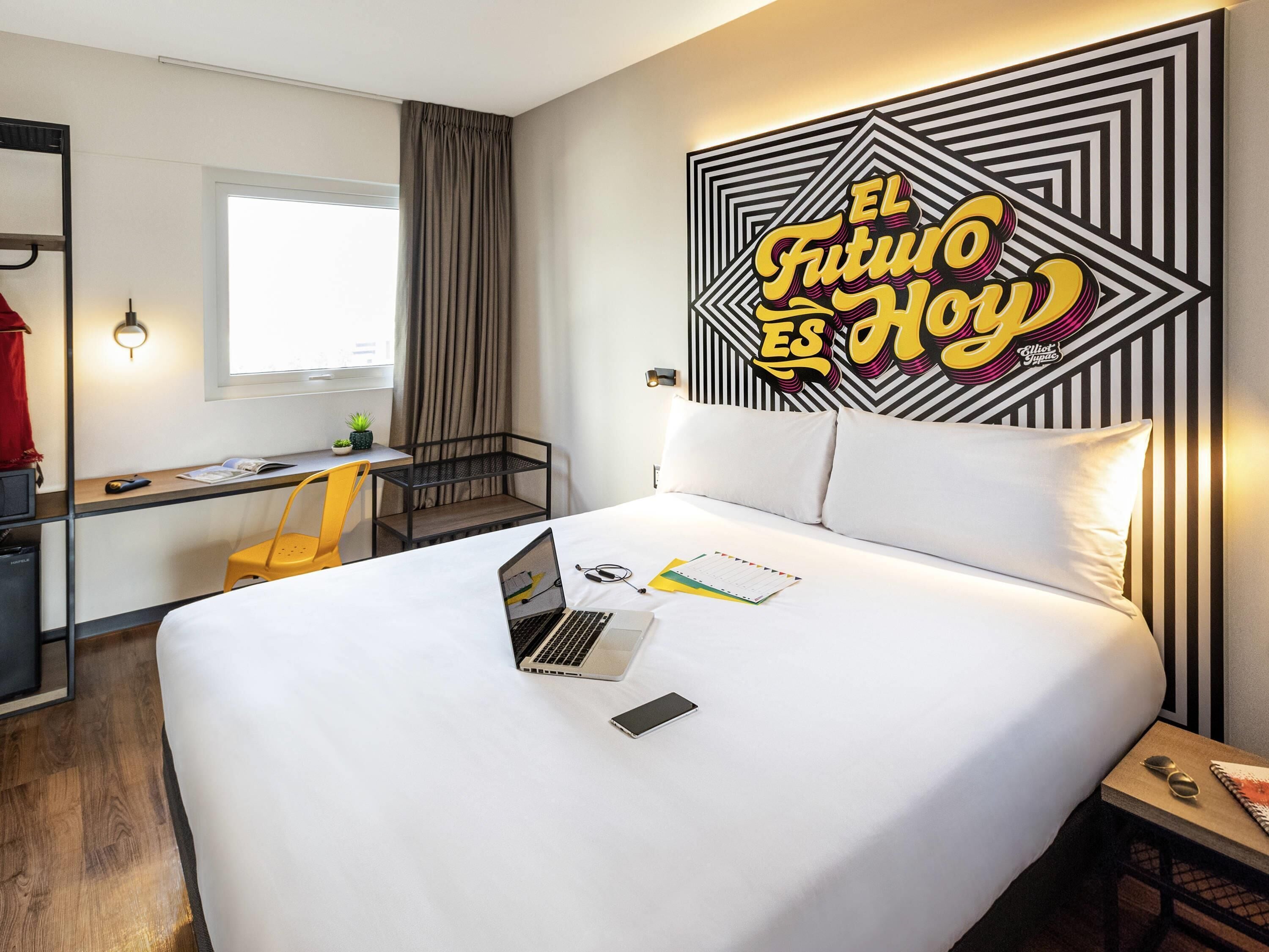 Premium bedding, down comforters, minibar, in-room safe