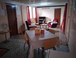 Interior - Safe Lodge - Comfortable Home in the City (Georgetown)