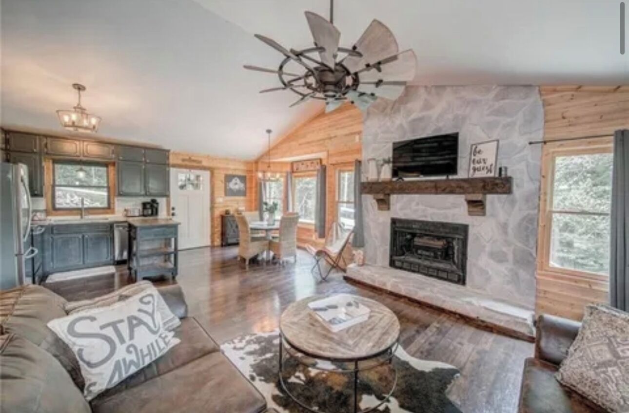 Book now for FALL at discounted rates!!! 