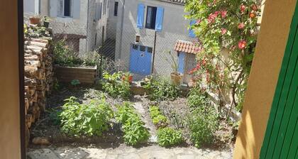 Douceur des bois du Quercy naturally fresh and ecological home