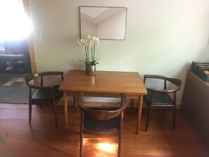 Dining - Beautiful and serene Catskills cottage (Bethel)