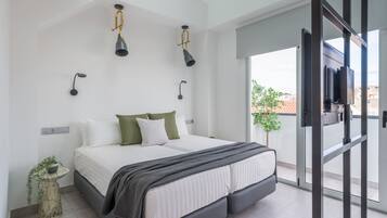 Dúplex | Tabla de planchar con plancha, wifi gratis, ropa de cama