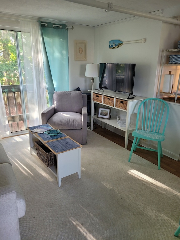 Beautiful Condo In The Heart Of The Cape! - 데니스