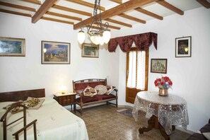 2 camere, ferro/asse da stiro, Wi-Fi gratuito, lenzuola