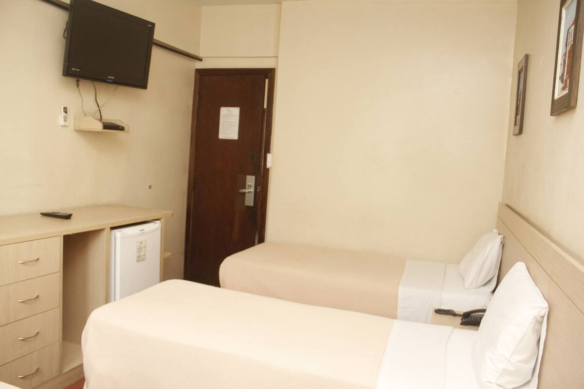 Traditional Twin Room | Free WiFi, bed sheets