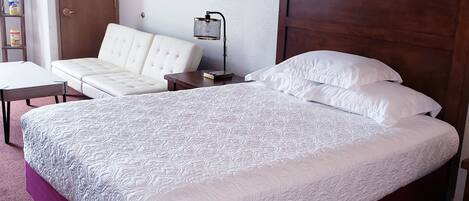 1 soverom, strykejern/-brett, wi-fi (inkludert) og sengetøy