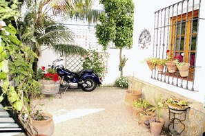 Property grounds - Flat Air conditioning, Wifi, Terrace, (Chipiona)