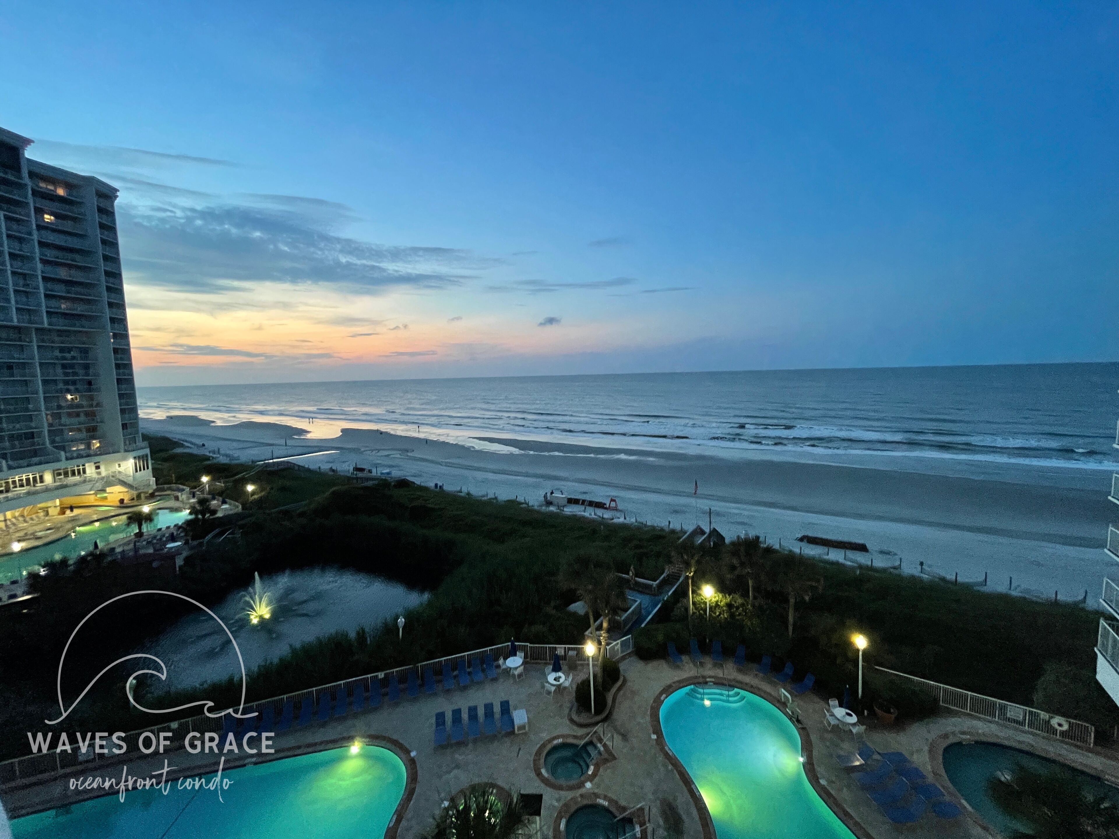 ☀️🏖 King bed Oceanfront near Tanger right off HWY 22 Myrtle Beach