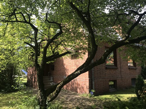 besonders für Gartenliebhaber und Familie mit Kindern geeignet