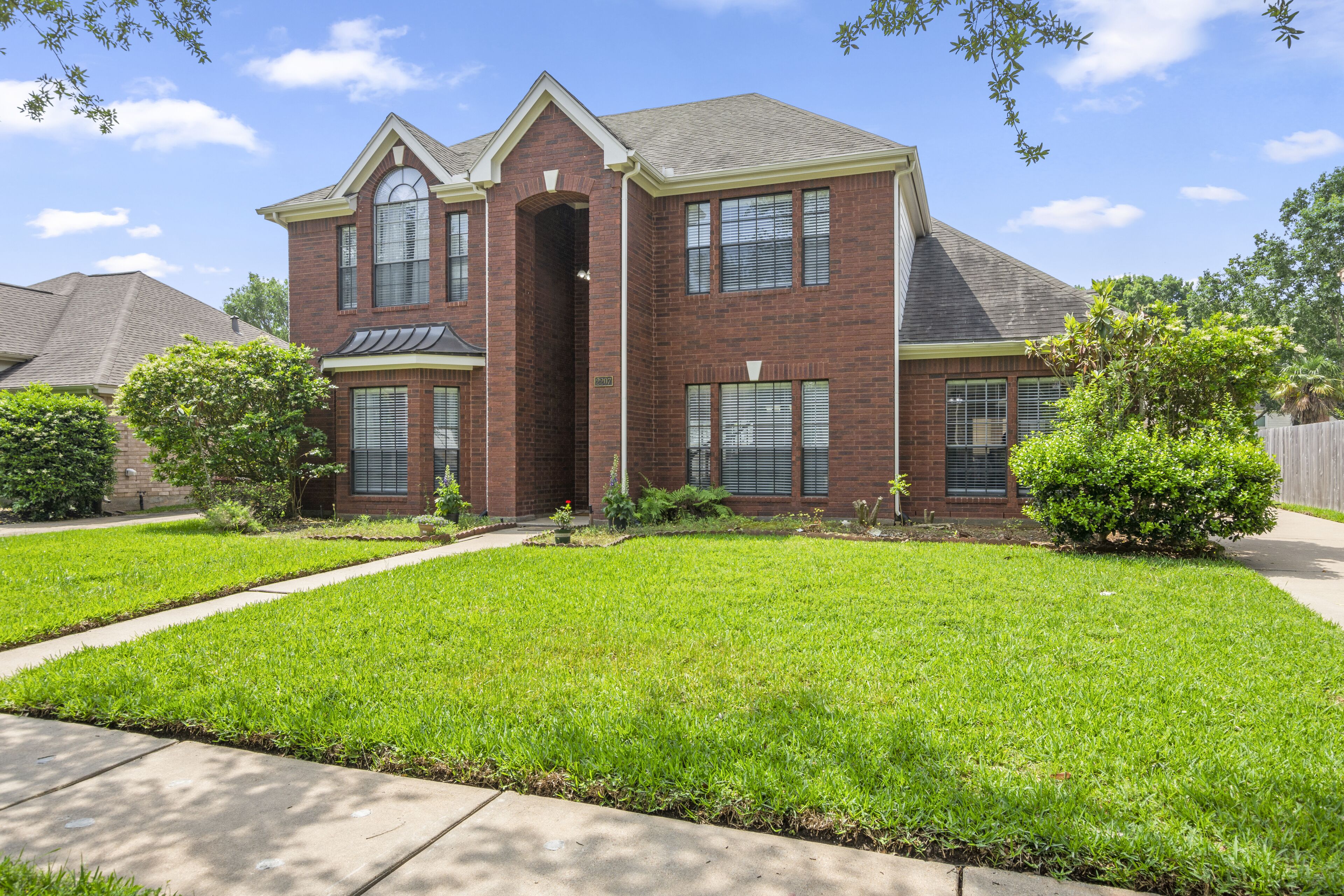 ⛵️entire HOUSE ~ 5 min to Kemah ~ getaway 🌊