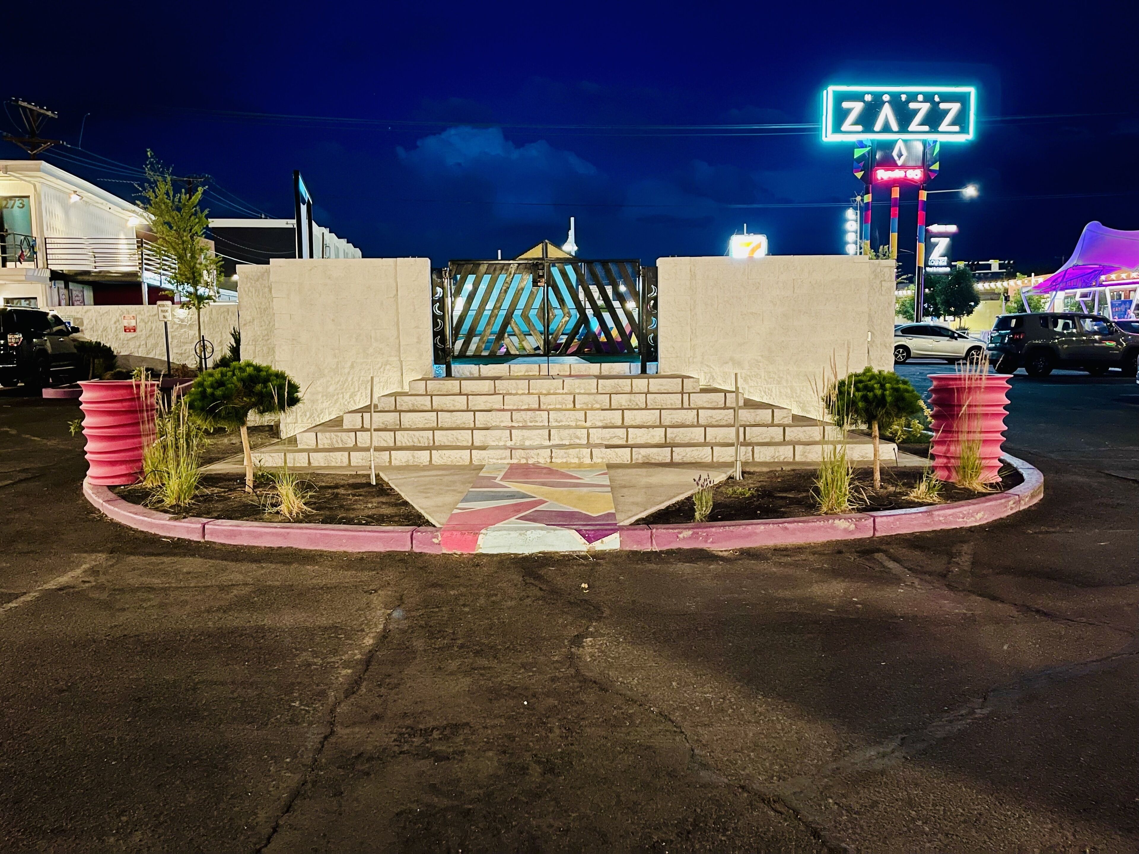 1 bedroom, egyptian cotton sheets, premium bedding, down duvets