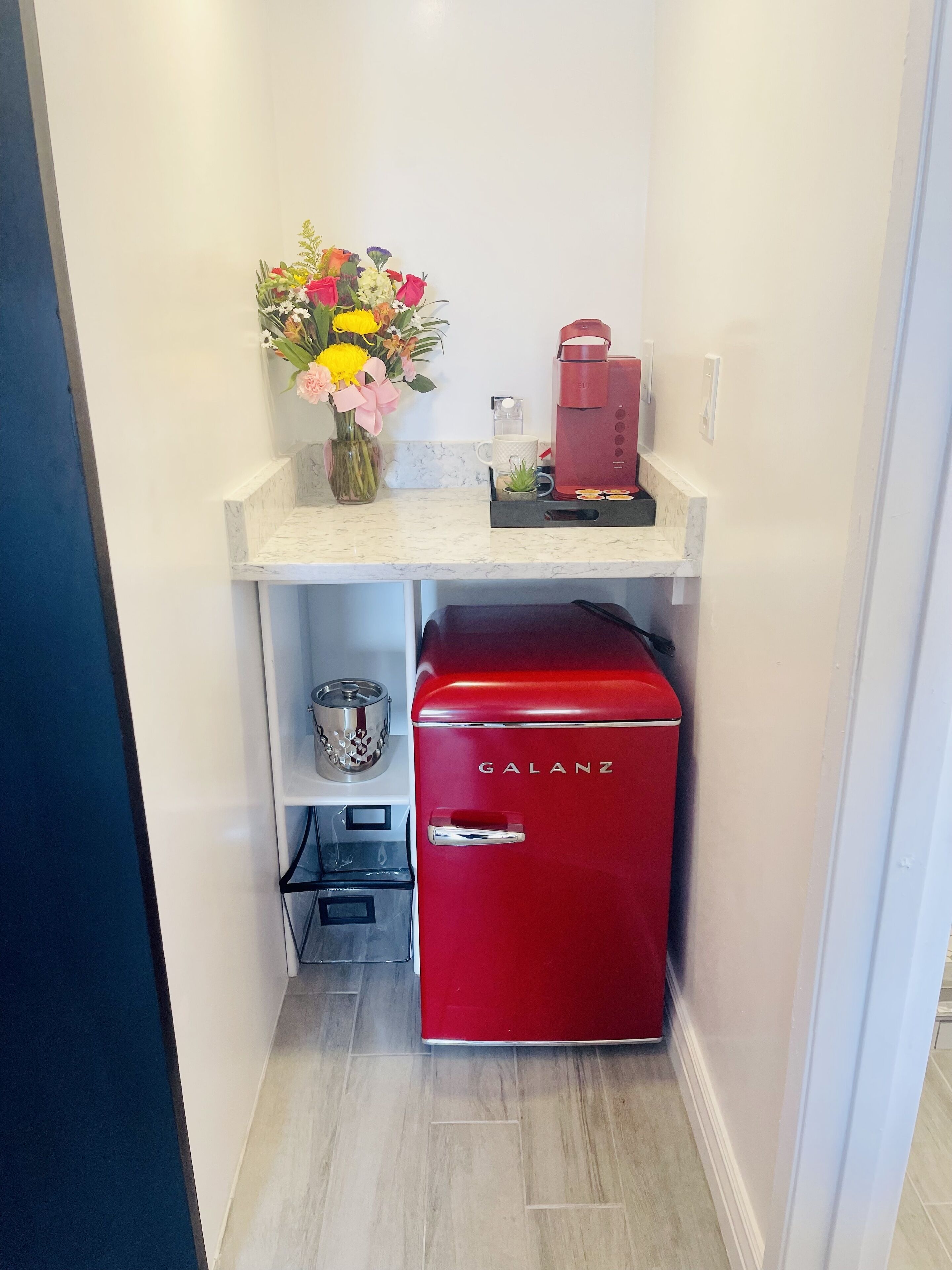 1 bedroom, egyptian cotton sheets, premium bedding, down duvets