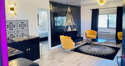 Hotel Zazz