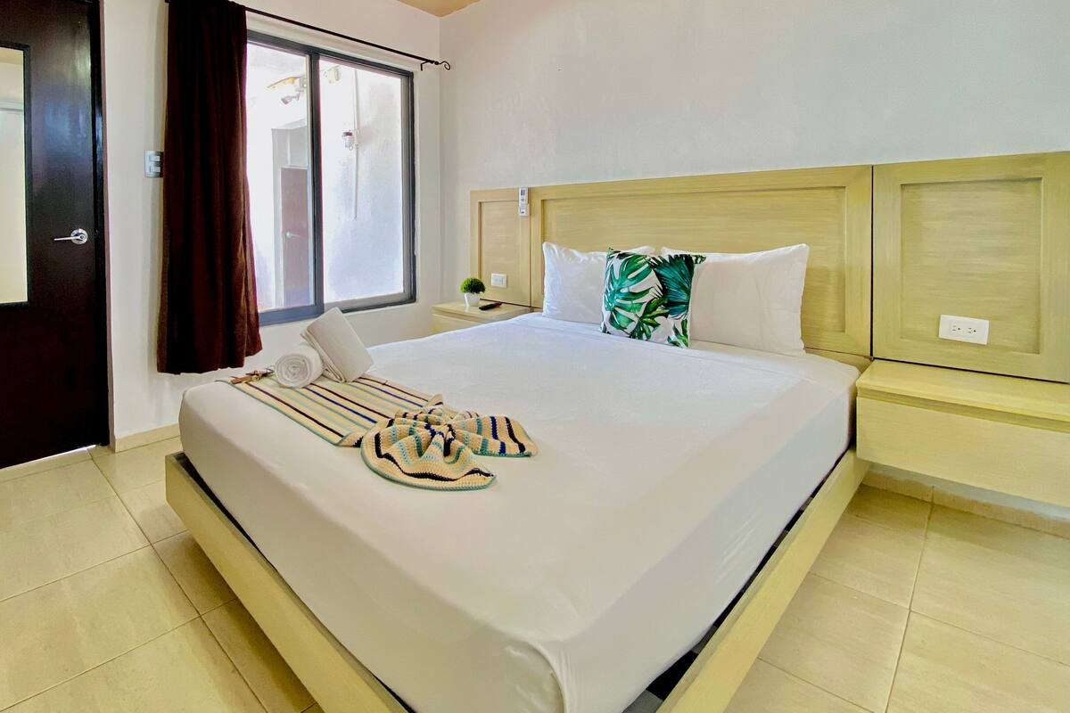 1 bedroom, free WiFi, bed sheets