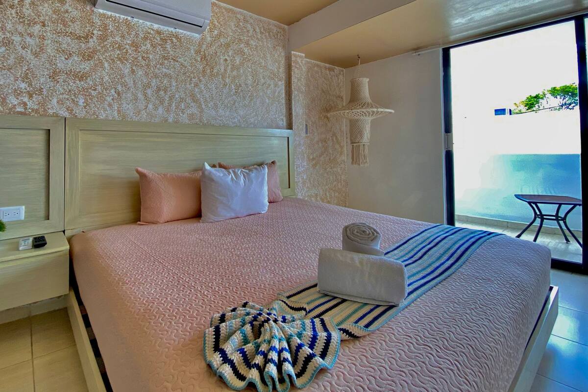 1 bedroom, free WiFi, bed sheets