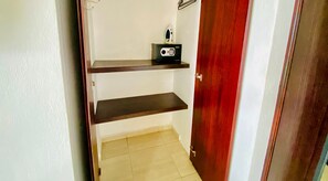 Phòng cơ bản (101) | 1 phòng ngủ, truy cập Internet không dây miễn phí, bộ trải giường 