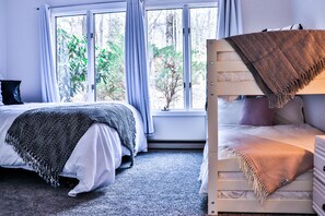 Room - The Lakehouse Oasis - FREE POOL & LAKE CLUB ACCESS (Lake Harmony)