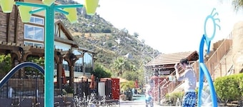 3B2B Condo @ Resort 7/3-7/7 W/ Pool & Jacuzzi BOOK NOW $150 Nightly Welks Resort