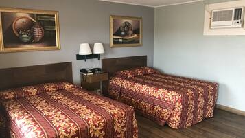 Double Room | Desk, soundproofing, iron/ironing board, free WiFi