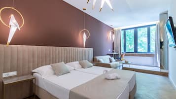Premium bedding, pillow-top beds, individually furnished, desk