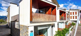 Terraced house in the National Park of Ordesa. Urb Las Margas Golf