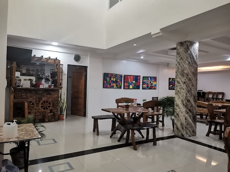 レストラン. Reddoorz @ Jollydays Hotel Nueva Ecija