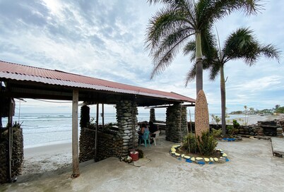 Reddoorz @ White Castle Beach Resort Iba Zambales