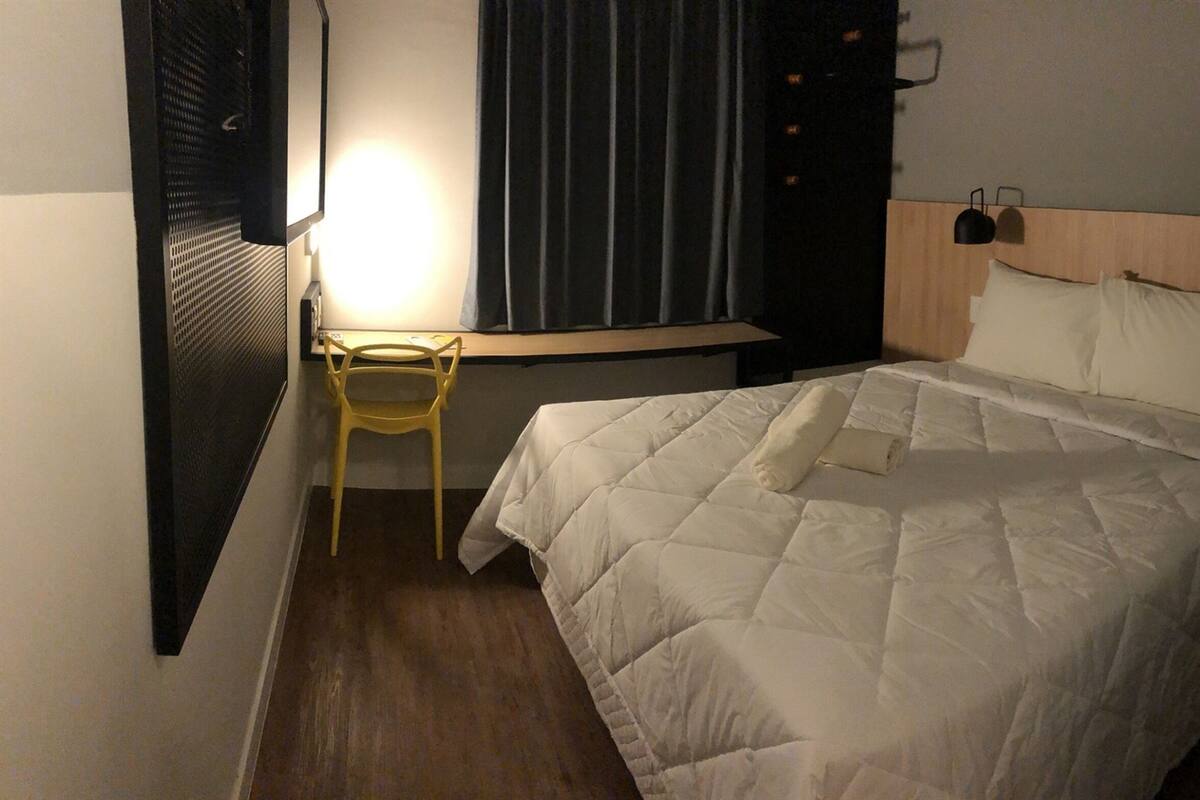Double | Free WiFi, bed sheets