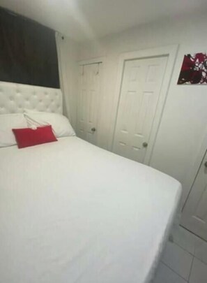 1 Schlafzimmer, Bügeleisen/Bügelbrett, WLAN, Bettwäsche
