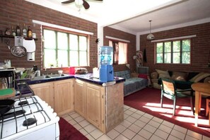 Living area - The Sunflower House, Downtown Cabo (Cabo San Lucas)