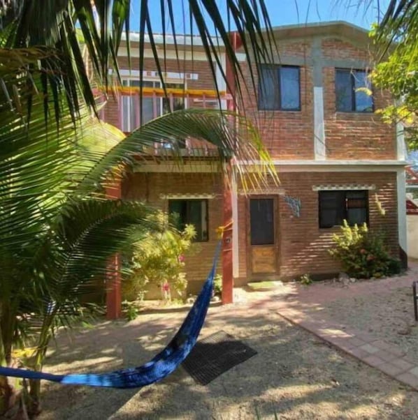 Exterior - The Sunflower House, Downtown Cabo (Cabo San Lucas)