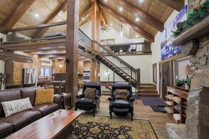 Interior - Yellowstone Crossing Lodge (Island Park)