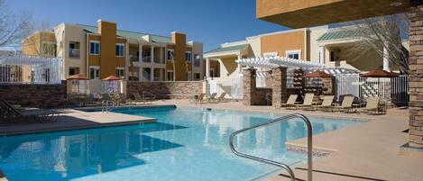 Outdoor pool, a heated pool