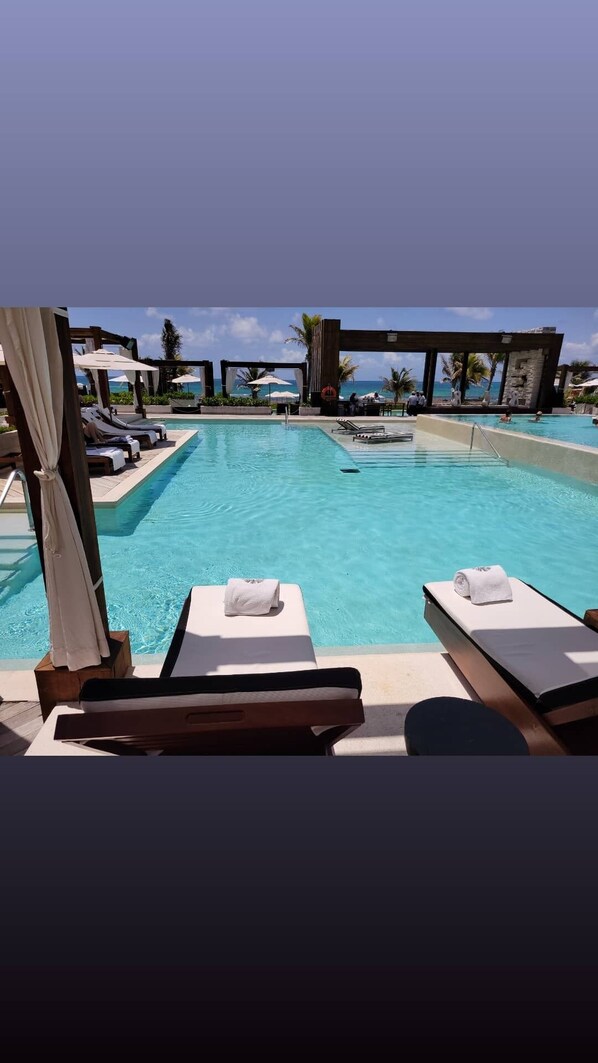 Indoor pool, outdoor pool