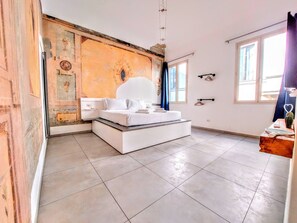 2 soverom, strykejern/-brett, wi-fi (inkludert) og sengetøy