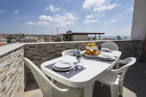 A 40 metri dalla spiaggia di Marina di Ragusa  - vista mare